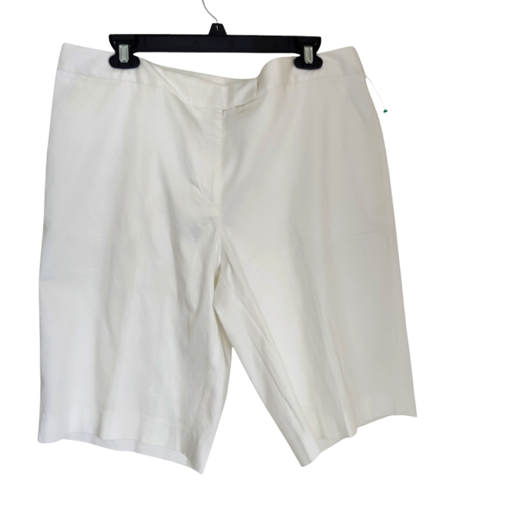 Jones New York White Bermuda Shorts